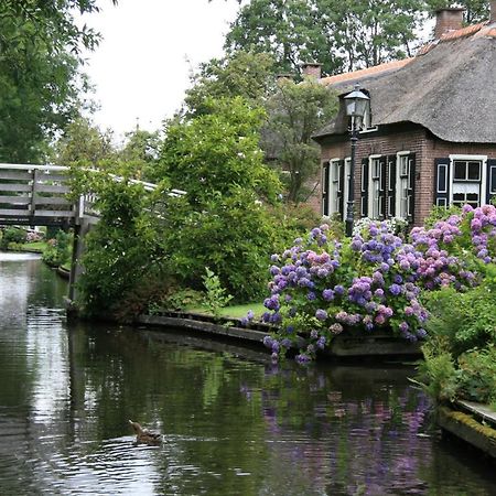 Schiphuis Giethoorn/Wanneperveen Villa Exterior photo